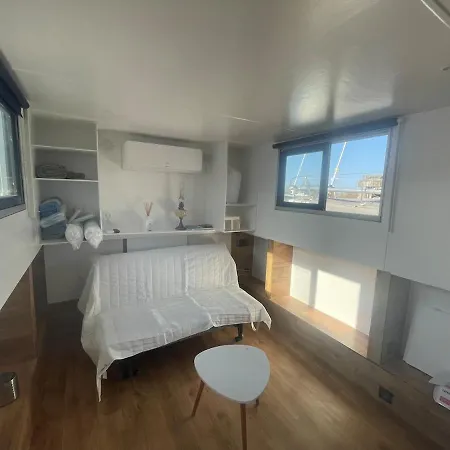 Bådhotel Peniche *